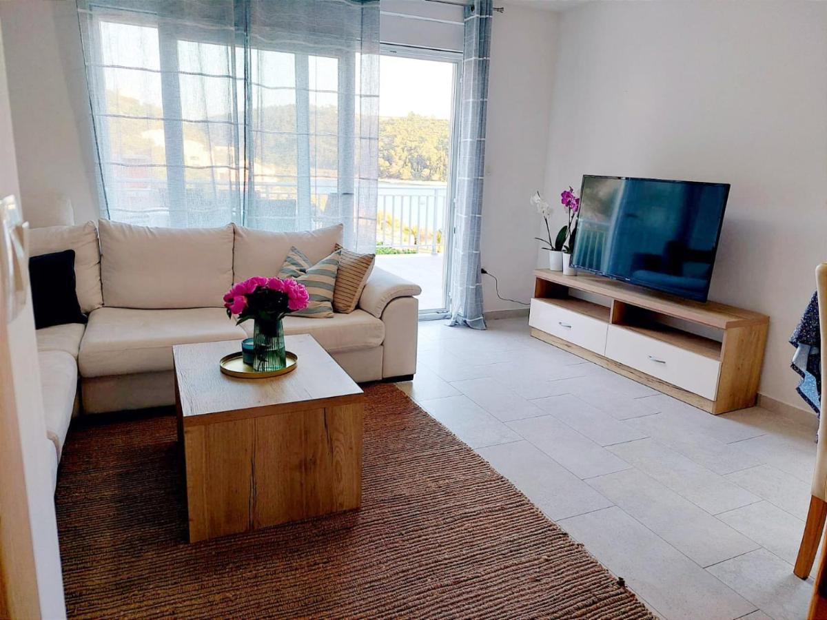 Apartment Frana Delux Kremena Екстер'єр фото